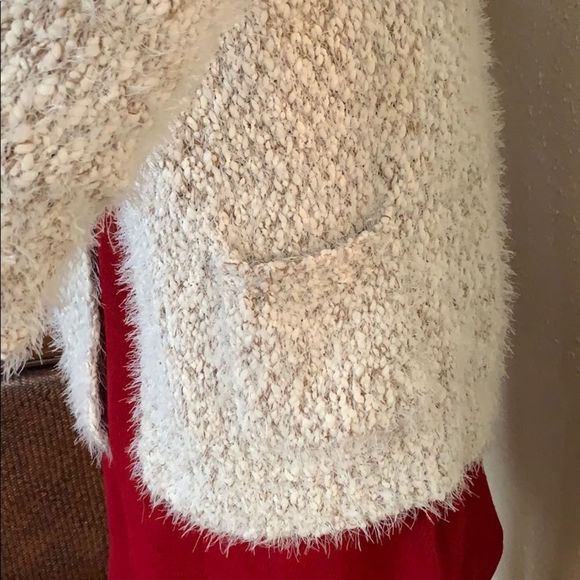 Gorgeous long cardigan sweater - Picture 3 of 7